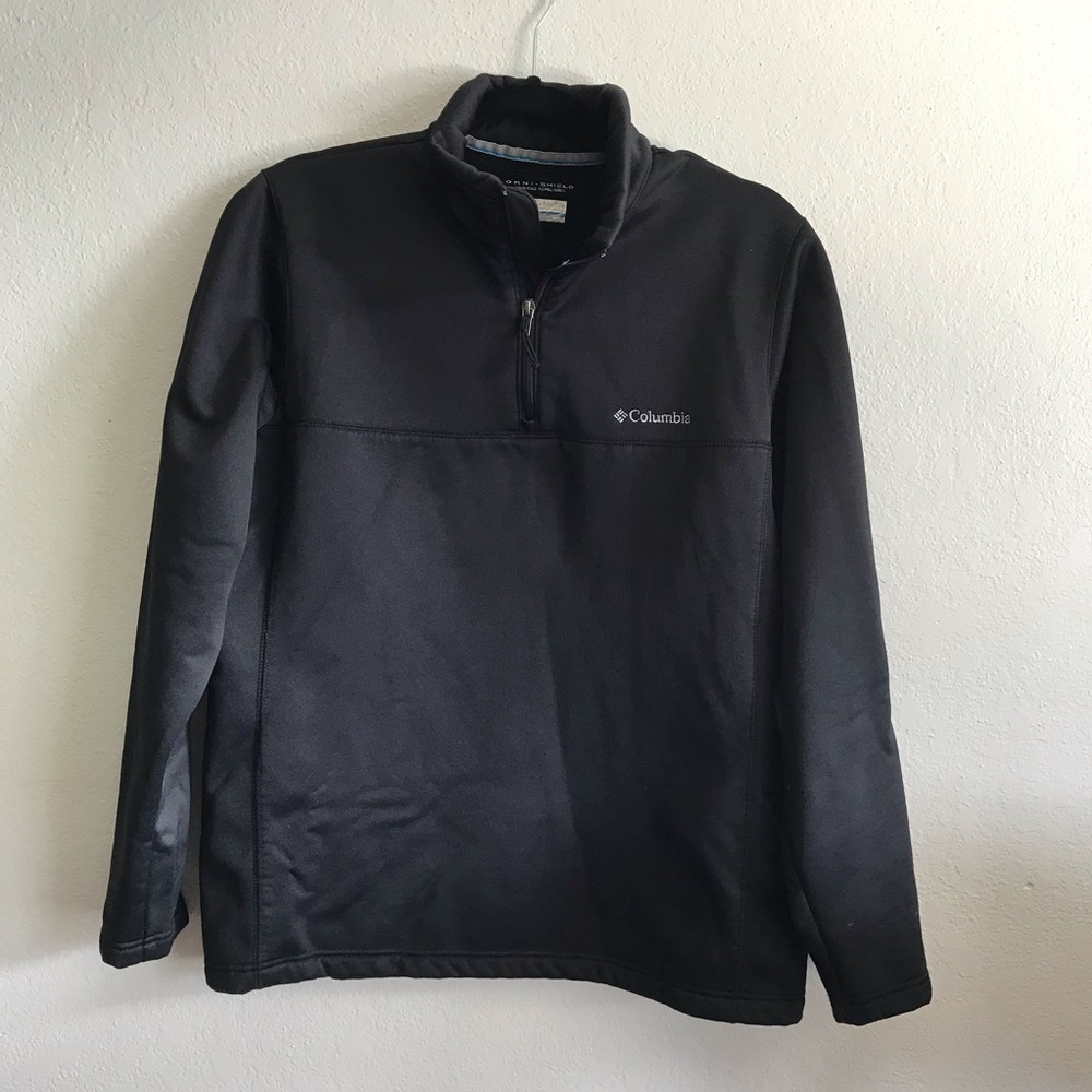 Columbia Omni Shield black pullover sweater